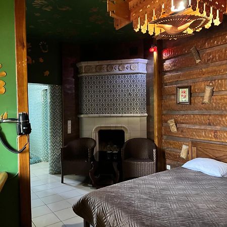 Hotel Veles Zolotonosha Ngoại thất bức ảnh