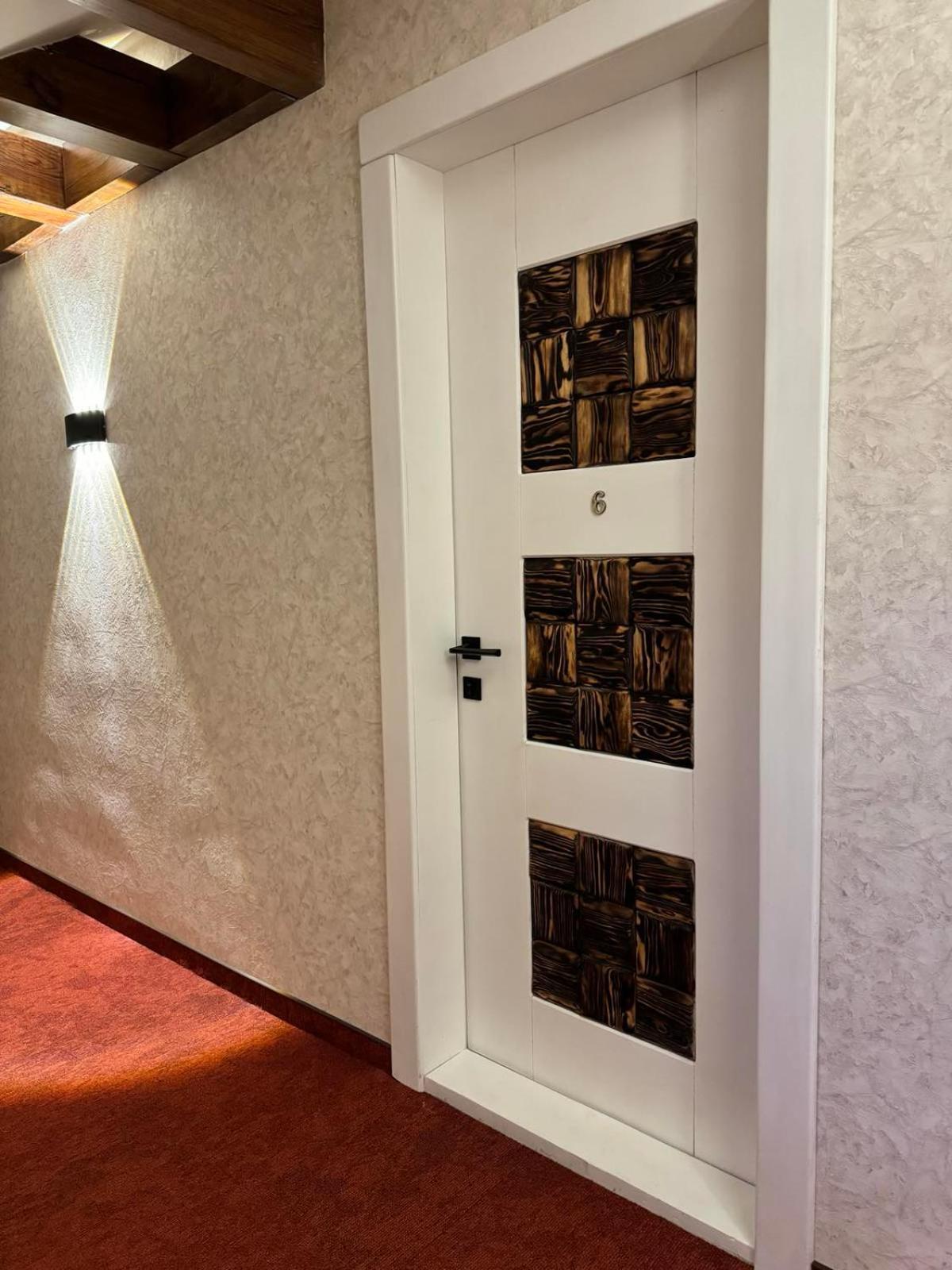 Hotel Veles Zolotonosha Ngoại thất bức ảnh