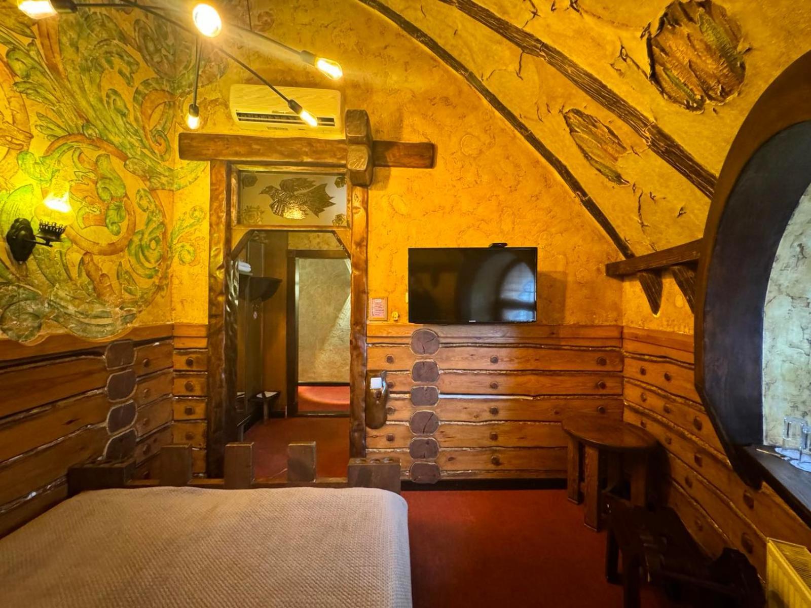 Hotel Veles Zolotonosha Ngoại thất bức ảnh