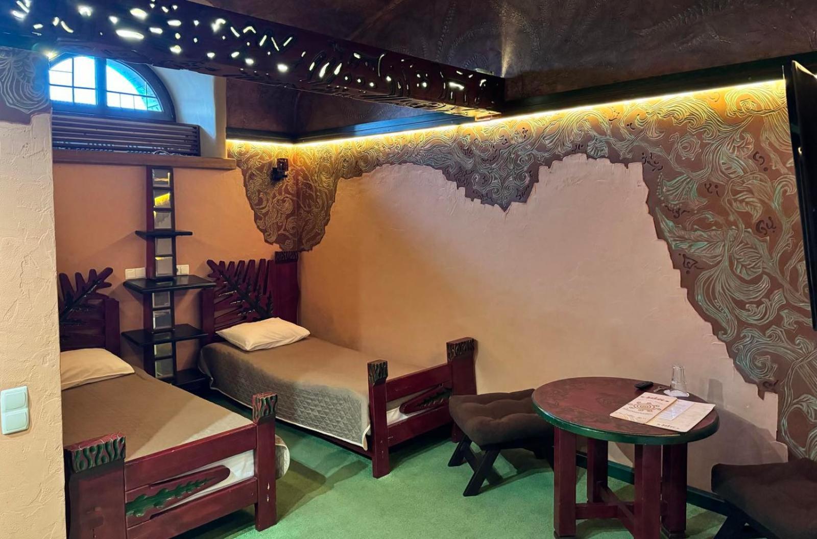 Hotel Veles Zolotonosha Ngoại thất bức ảnh