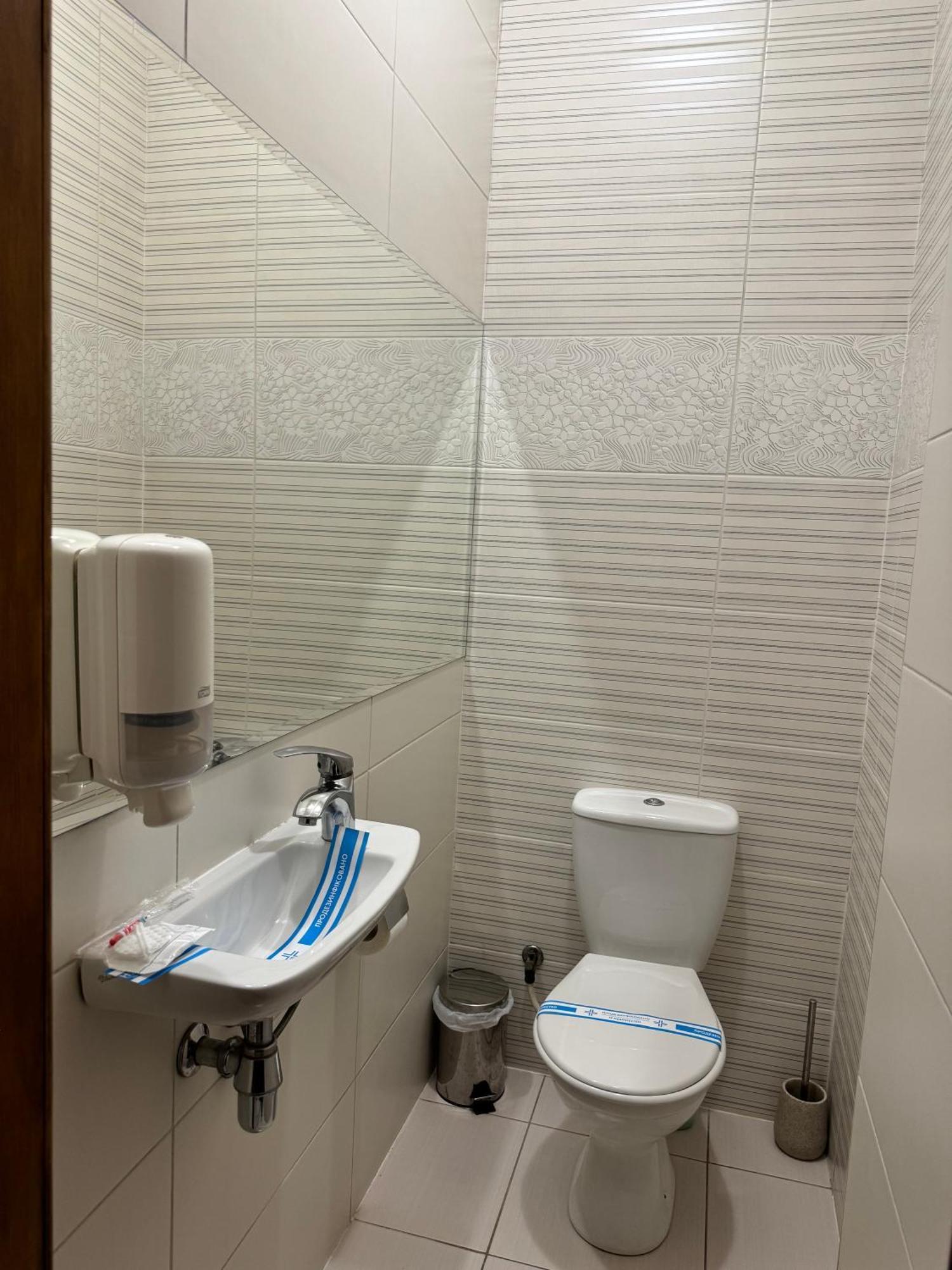 Hotel Veles Zolotonosha Ngoại thất bức ảnh