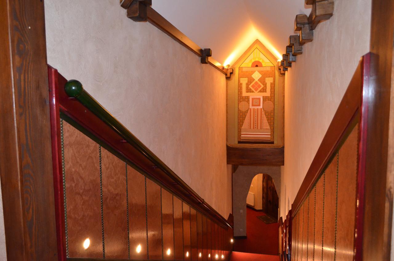 Hotel Veles Zolotonosha Ngoại thất bức ảnh